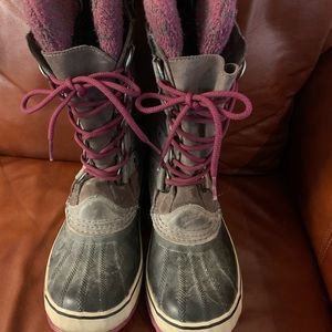 Sorel Joan of Arctic Boots Size 9